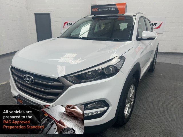 View our Hyundai Tucson 1.7 CRDi Blue Drive SE Nav SUV 5dr Diesel Manual Euro 6 (s/s) (116 ps)