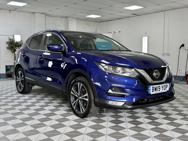 View our NISSAN QASHQAI