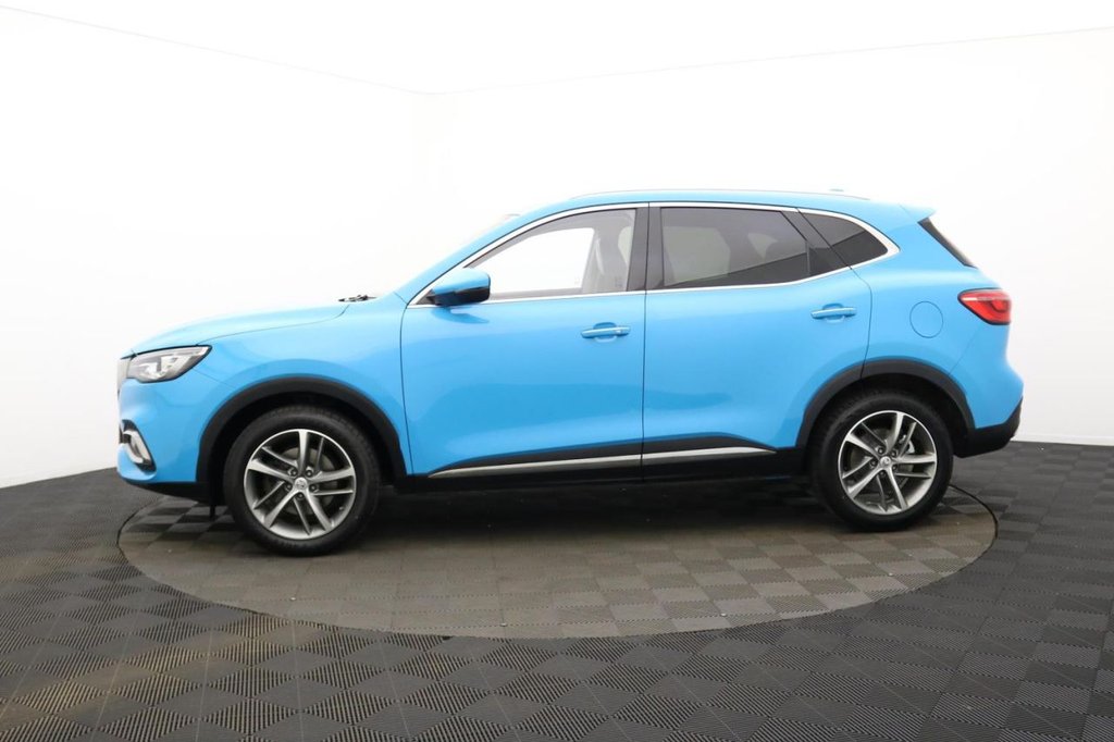 USED 2023 72 MG MG HS 1.5 T-GDI Exclusive SUV 5dr Petrol Manual Euro 6 (s/s) (162 ps) Pan Roof, Car Play, Camera