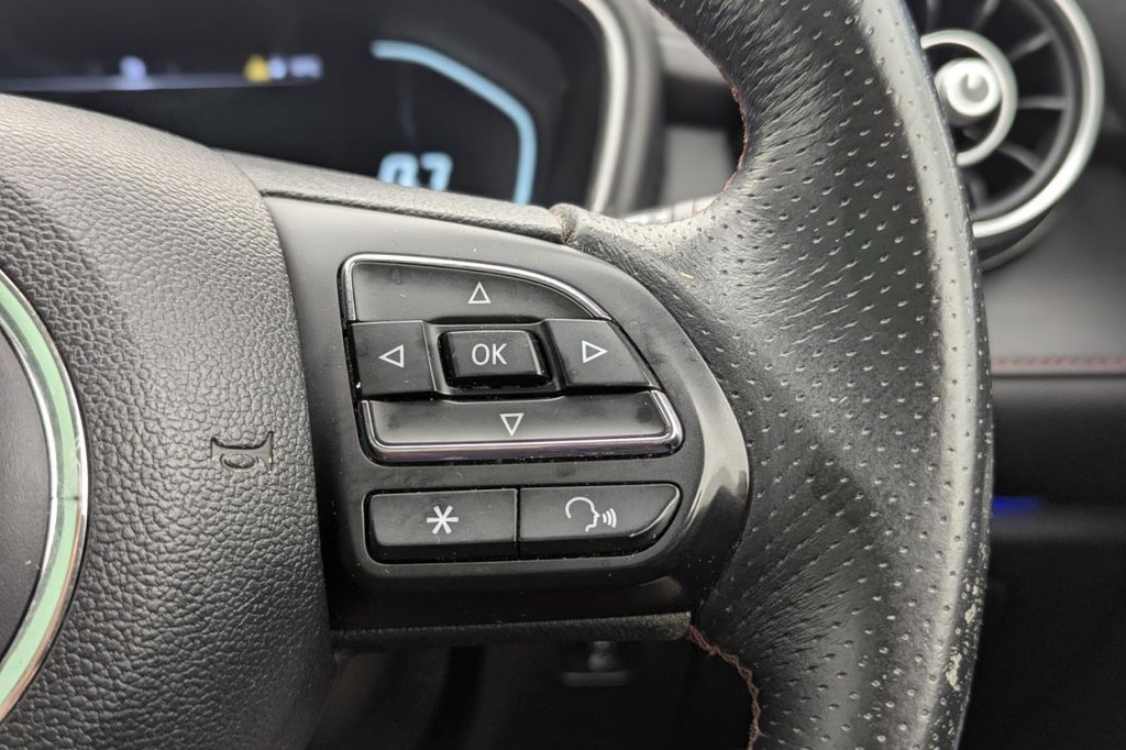 USED 2023 72 MG MG HS 1.5 T-GDI Exclusive SUV 5dr Petrol Manual Euro 6 (s/s) (162 ps) Pan Roof, Car Play, Camera
