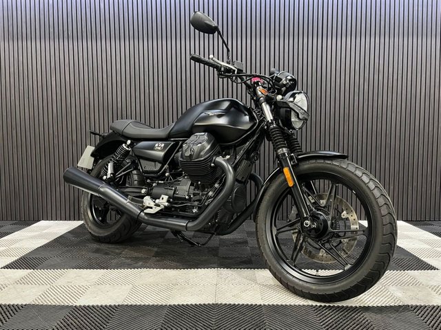 View our MOTO GUZZI V7