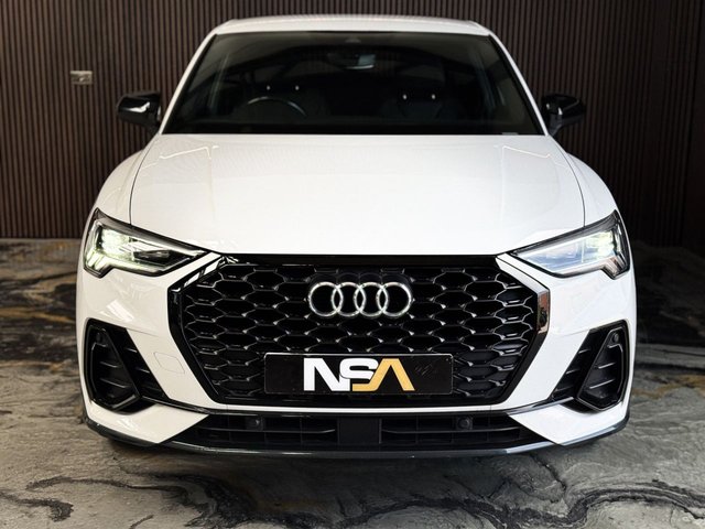 View our AUDI Q3