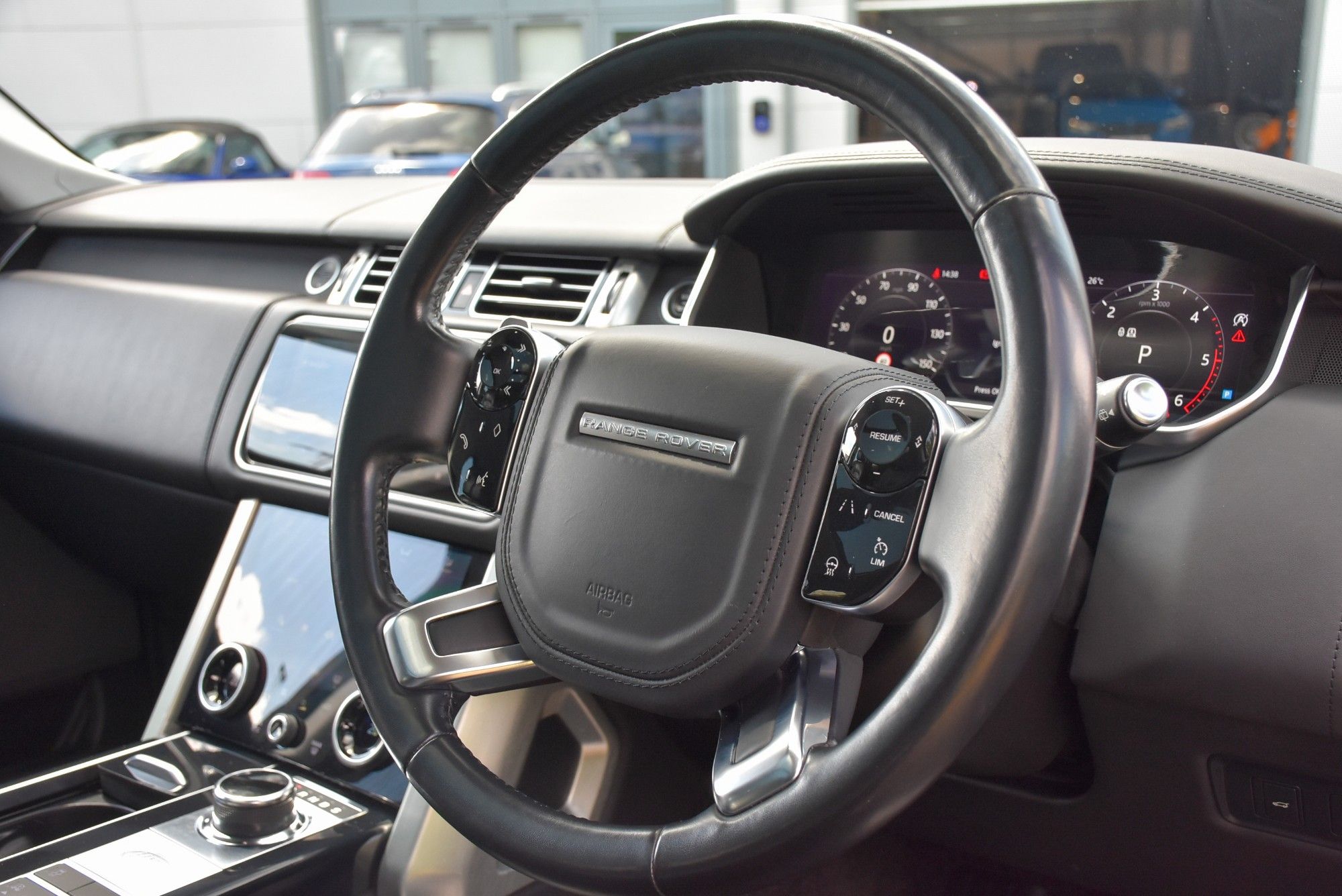 USED 2018 68 LAND ROVER RANGE ROVER 4.4 SD V8 Autobiography SUV 5dr Diesel Auto 4WD Euro 6 (s/s) (339 ps) 