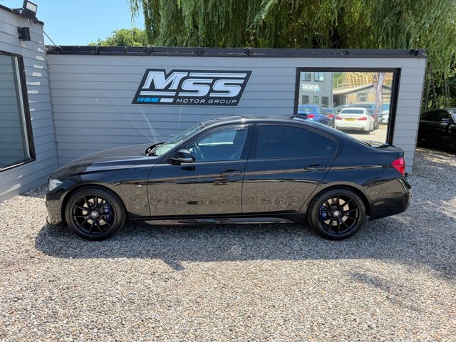 View our BMW 3 SERIES