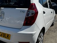USED 2013 63 HYUNDAI I10 1.2 Classic Hatchback 5dr Petrol Manual Euro 5 (85 bhp) LOW TAX &pound;20 + IDEAL FIRST CAR + FSH + 1 FORMER
