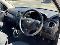 USED 2013 63 HYUNDAI I10 1.2 Classic Hatchback 5dr Petrol Manual Euro 5 (85 bhp) LOW TAX &pound;20 + IDEAL FIRST CAR + FSH + 1 FORMER