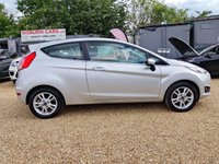 USED 2017 17 FORD FIESTA 1.0T EcoBoost Zetec Euro 6 (s/s) 3dr Â£20 TAX+CRU+ULEZ FREE+P-SENSOR