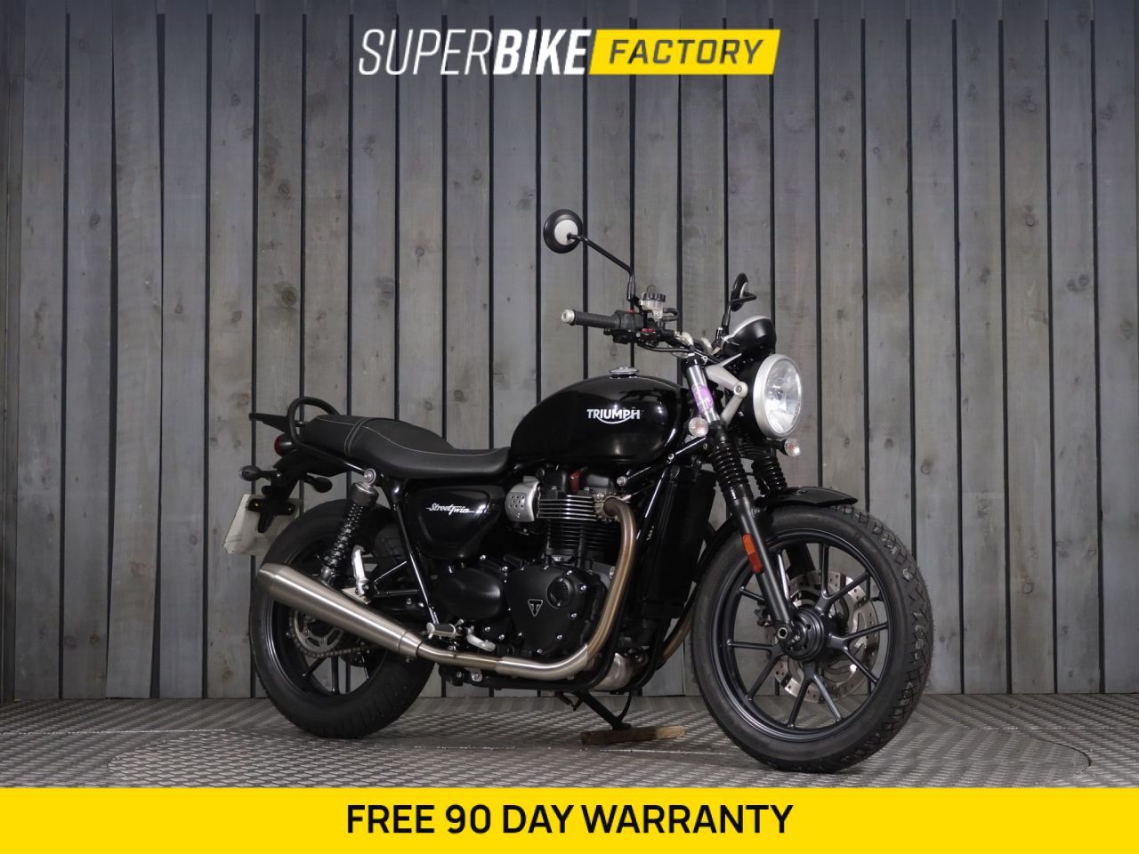 TRIUMPH STREET TWIN