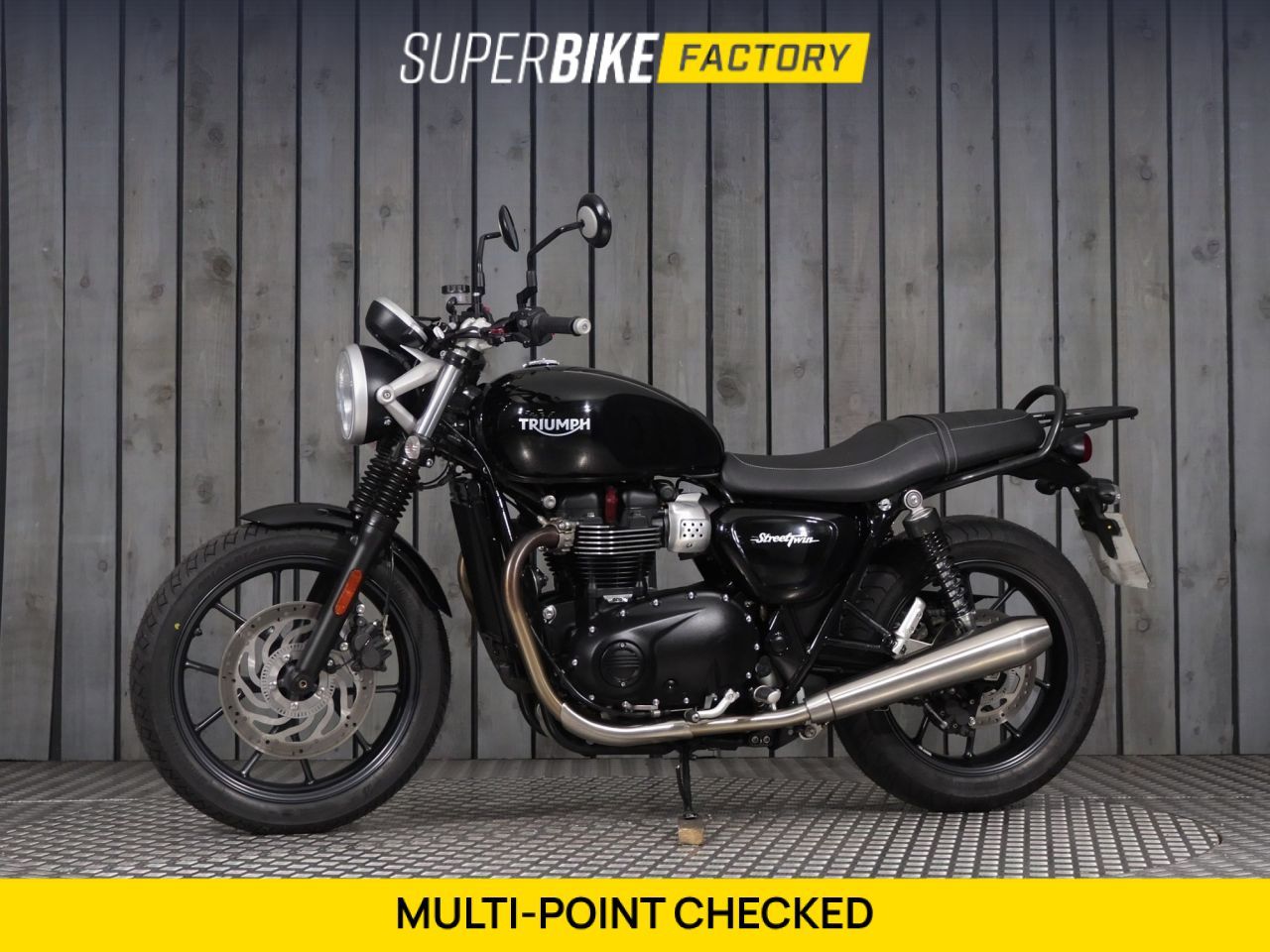 TRIUMPH STREET TWIN
