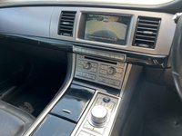 USED 2010 10 JAGUAR XF 3.0d S V6 Portfolio Saloon 4dr Diesel Auto Euro 5 (275 ps) 