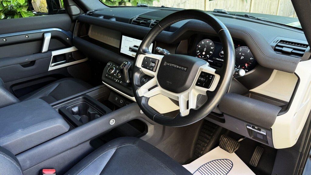 USED 2022 72 LAND ROVER DEFENDER 110 3.0 D250 MHEV X-Dynamic S Auto 4WD Euro 6 (s/s) 5dr 7 SEATS|SUNROOF|BLACK PACK|FSH