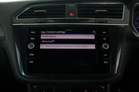 USED 2022 22 VOLKSWAGEN TIGUAN 1.5 TSI R-Line DSG Euro 6 (s/s) 5dr Parking Sensor, Heated Seats,