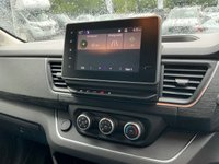 USED 2023 23 RENAULT TRAFIC 2.0 dCi Blue LL30 Sport Crew Van Double Cab 6dr Diesel Manual L2 H1 Euro 6 (s/s) (150 ps) 
