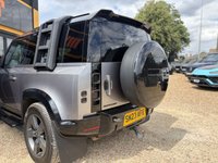 USED 2023 23 LAND ROVER DEFENDER 90 3.0 D250 MHEV X-Dynamic SE SUV 3dr Diesel Auto 4WD Euro 6 (s/s) (250 ps) STUNNING 4X4 + URBAN STYLE + BLACK PACK + 5 SEATS + ROOF BARS + LADDER + SIDE BOX + 360 CAMERA + URBAN STYLE BONNET VENTS + 2 KEYS + FINANCE AVAILABLE + 12 MONTHS MOT + PART EXCHANGE WELCOME