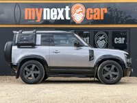 USED 2023 23 LAND ROVER DEFENDER 90 3.0 D250 MHEV X-Dynamic SE SUV 3dr Diesel Auto 4WD Euro 6 (s/s) (250 ps) STUNNING 4X4 + URBAN STYLE + BLACK PACK + 5 SEATS + ROOF BARS + LADDER + SIDE BOX + 360 CAMERA + URBAN STYLE BONNET VENTS + 2 KEYS + FINANCE AVAILABLE + 12 MONTHS MOT + PART EXCHANGE WELCOME