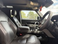 USED 2023 23 LAND ROVER DEFENDER 90 3.0 D250 MHEV X-Dynamic SE SUV 3dr Diesel Auto 4WD Euro 6 (s/s) (250 ps) STUNNING 4X4 + URBAN STYLE + BLACK PACK + 5 SEATS + ROOF BARS + LADDER + SIDE BOX + 360 CAMERA + URBAN STYLE BONNET VENTS + 2 KEYS + FINANCE AVAILABLE + 12 MONTHS MOT + PART EXCHANGE WELCOME