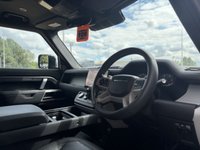 USED 2023 23 LAND ROVER DEFENDER 90 3.0 D250 MHEV X-Dynamic SE SUV 3dr Diesel Auto 4WD Euro 6 (s/s) (250 ps) STUNNING 4X4 + URBAN STYLE + BLACK PACK + 5 SEATS + ROOF BARS + LADDER + SIDE BOX + 360 CAMERA + URBAN STYLE BONNET VENTS + 2 KEYS + FINANCE AVAILABLE + 12 MONTHS MOT + PART EXCHANGE WELCOME