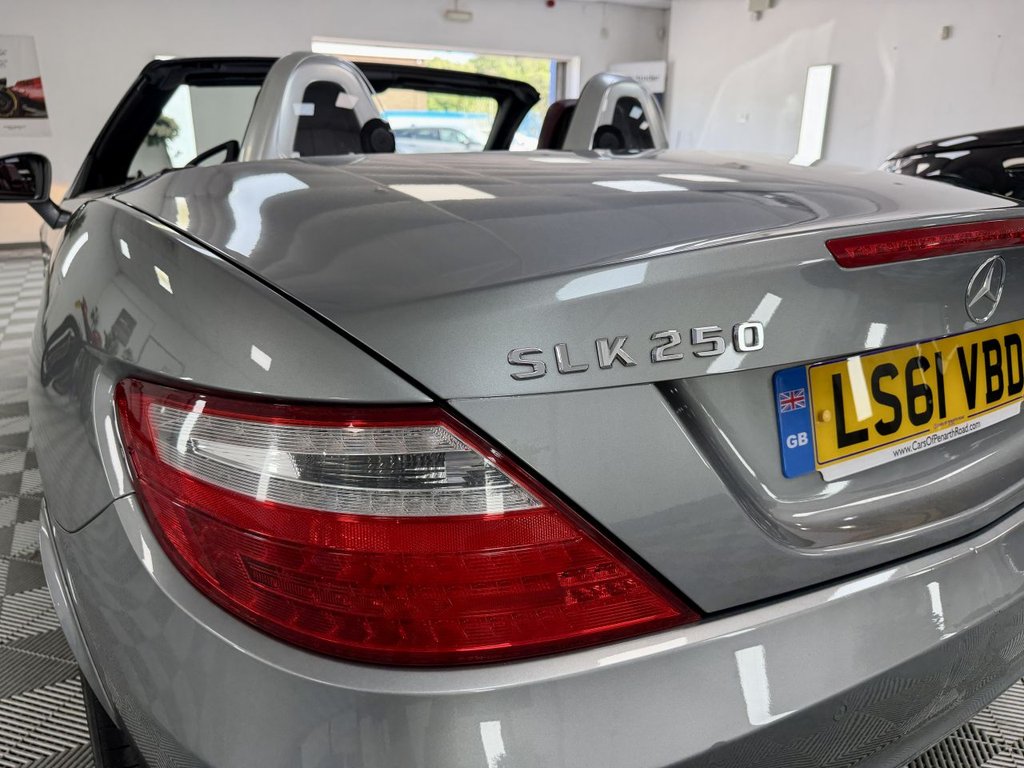 USED 2011 61 MERCEDES-BENZ SLK 1.8 SLK250 BlueEfficiency Edition 125 Convertible 2dr Petrol G-Tronic+ Euro 5 (s/s) (204 ps) 