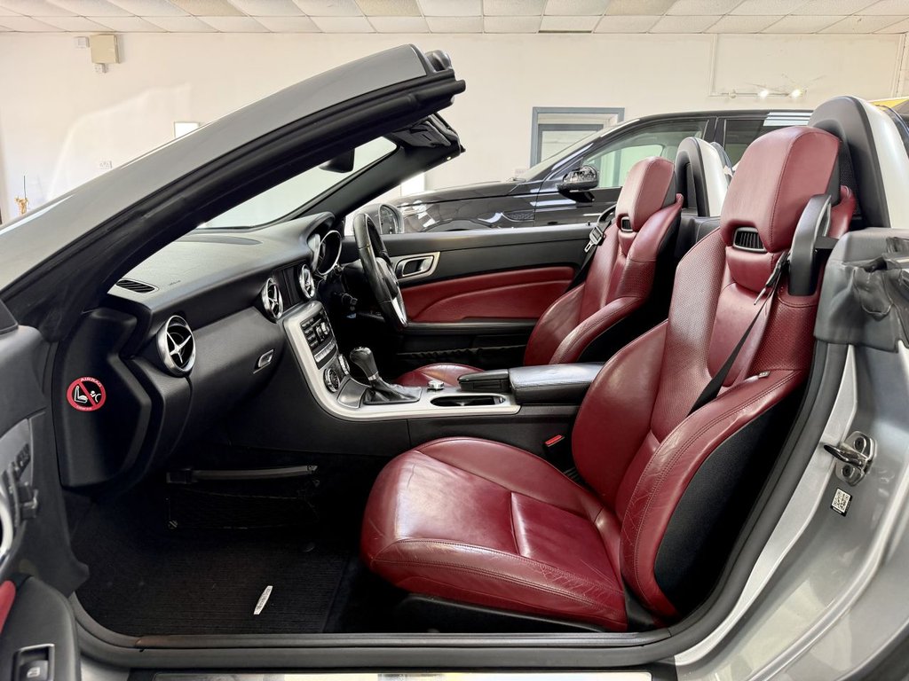 USED 2011 61 MERCEDES-BENZ SLK 1.8 SLK250 BlueEfficiency Edition 125 Convertible 2dr Petrol G-Tronic+ Euro 5 (s/s) (204 ps) 
