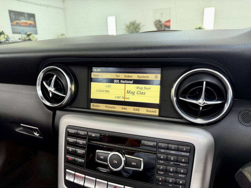 USED 2011 61 MERCEDES-BENZ SLK 1.8 SLK250 BlueEfficiency Edition 125 Convertible 2dr Petrol G-Tronic+ Euro 5 (s/s) (204 ps) 