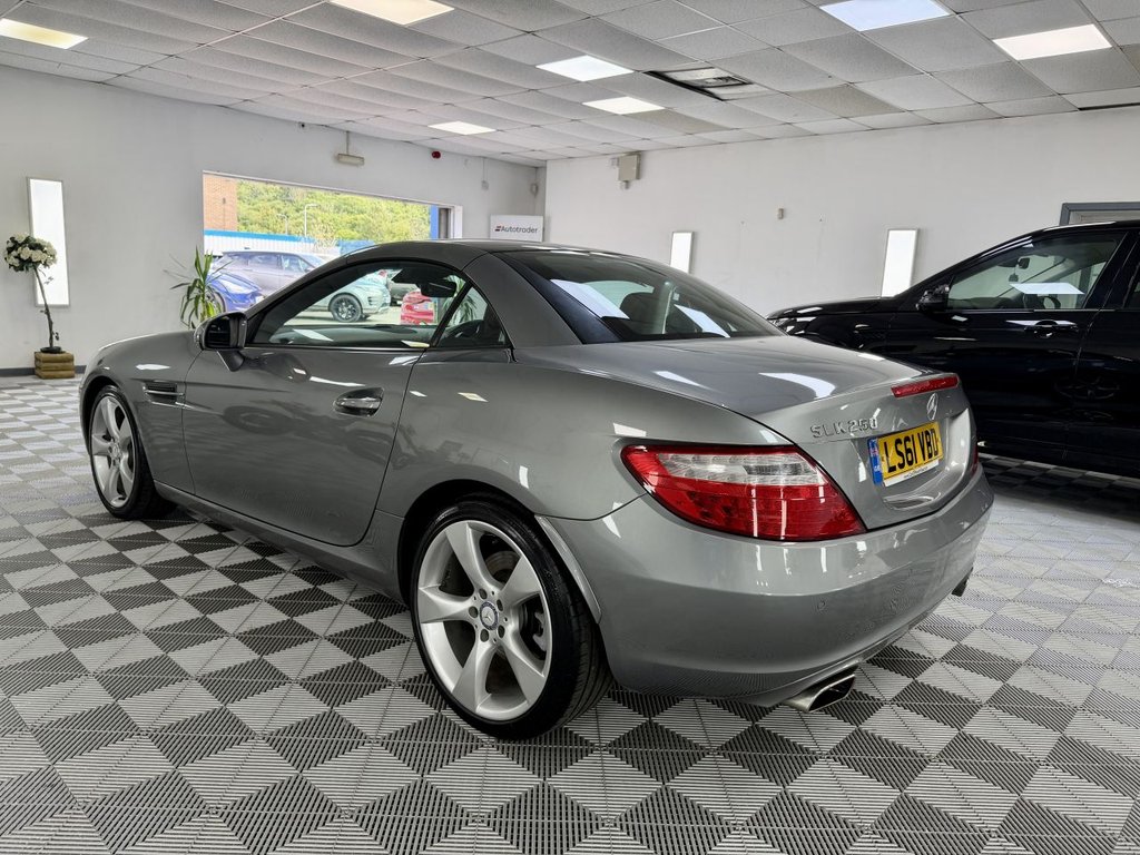 USED 2011 61 MERCEDES-BENZ SLK 1.8 SLK250 BlueEfficiency Edition 125 Convertible 2dr Petrol G-Tronic+ Euro 5 (s/s) (204 ps) 