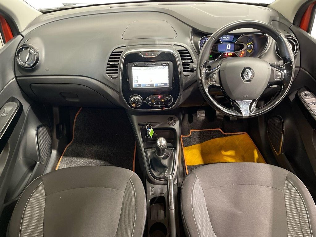 USED 2015 65 RENAULT CAPTUR 0.9 TCe ENERGY Dynamique Nav SUV 5dr Petrol Manual Euro 6 (s/s) (90 ps) Rear Parking Sensors