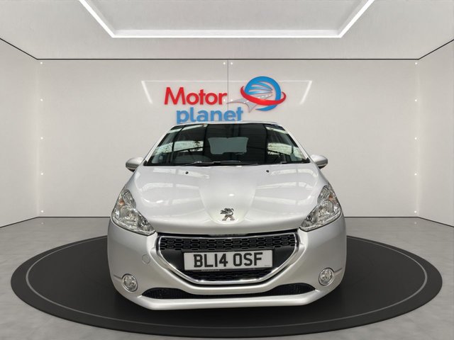 View our PEUGEOT 208