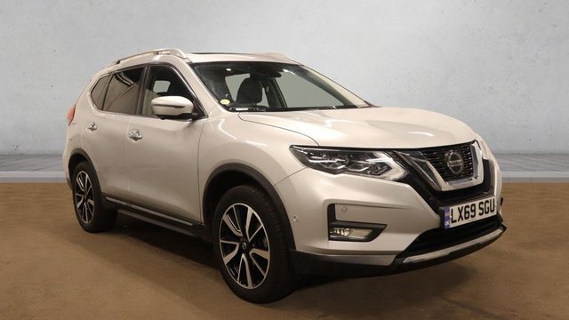 View our Nissan X-Trail 1.3 DIG-T Tekna SUV 5dr Petrol DCT Auto Euro 6 (s/s) (160 ps)