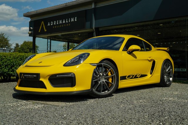 2016 PORSCHE CAYMAN