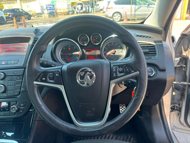 View our VAUXHALL INSIGNIA