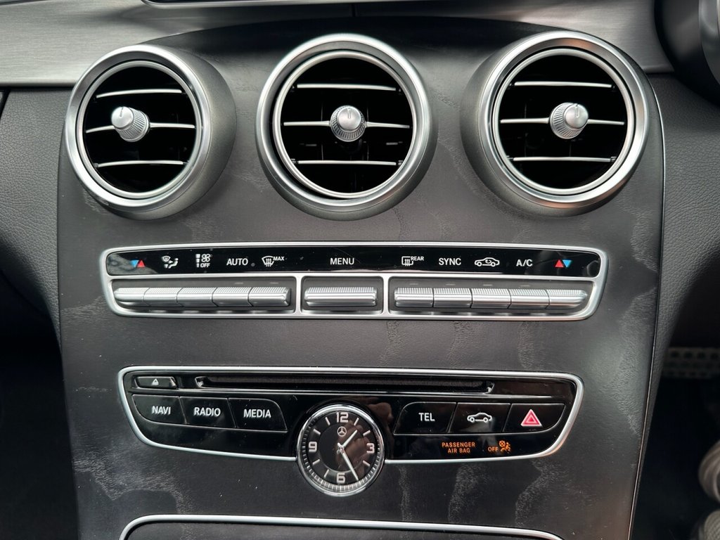 USED 2016 66 MERCEDES-BENZ C CLASS 2.1 C220d AMG Line (Premium) Coupe 2dr Diesel G-Tronic+ Euro 6 (s/s) (170 ps) High Spec FSH Reverse Cam Stunning