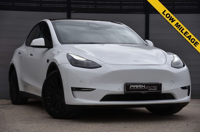 View our Tesla Model Y (Dual Motor) Long Range SUV 5dr Electric Auto 4WDE (384 bhp)