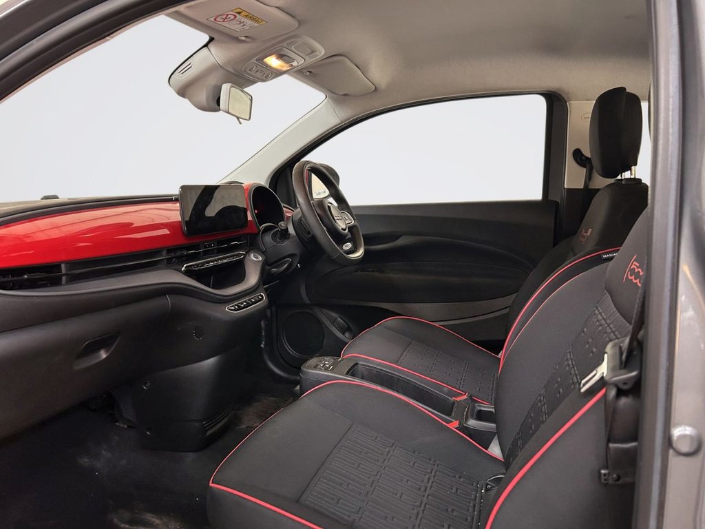 2022 Fiat 500E — image 9