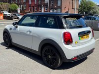 USED 2022 22 MINI Electric Hatch Cooper SE 32.6kWh Level 2 Hatchback 3dr Electric Auto (184 ps) AUTO ELECTRIC -- 1 OWNER -- NAV -- CAMERA -- HEATED SEATS -- CRUISE