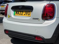 USED 2022 22 MINI Electric Hatch Cooper SE 32.6kWh Level 2 Hatchback 3dr Electric Auto (184 ps) AUTO ELECTRIC -- 1 OWNER -- NAV -- CAMERA -- HEATED SEATS -- CRUISE