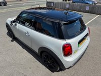 USED 2022 22 MINI Electric Hatch Cooper SE 32.6kWh Level 2 Hatchback 3dr Electric Auto (184 ps) AUTO ELECTRIC -- 1 OWNER -- NAV -- CAMERA -- HEATED SEATS -- CRUISE