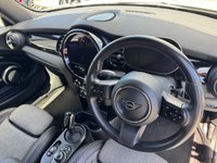 USED 2022 22 MINI Electric Hatch Cooper SE 32.6kWh Level 2 Hatchback 3dr Electric Auto (184 ps) AUTO ELECTRIC -- 1 OWNER -- NAV -- CAMERA -- HEATED SEATS -- CRUISE