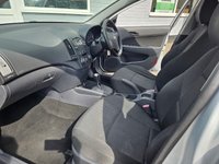 USED 2011 11 HYUNDAI I30 1.6 CRDi Comfort Estate 5dr Diesel Auto Euro 5 (115 ps) 