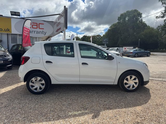 View our DACIA SANDERO