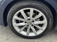 USED 2014 14 VOLKSWAGEN GOLF 1.4 TSI BlueMotion Tech ACT GT Hatchback 5dr Petrol DSG Euro 6 (s/s) (140 ps) AUTO -- 1 OWNER -- FULL SERVICE HISTORY -- &pound;20 TAX -- SAT NAV