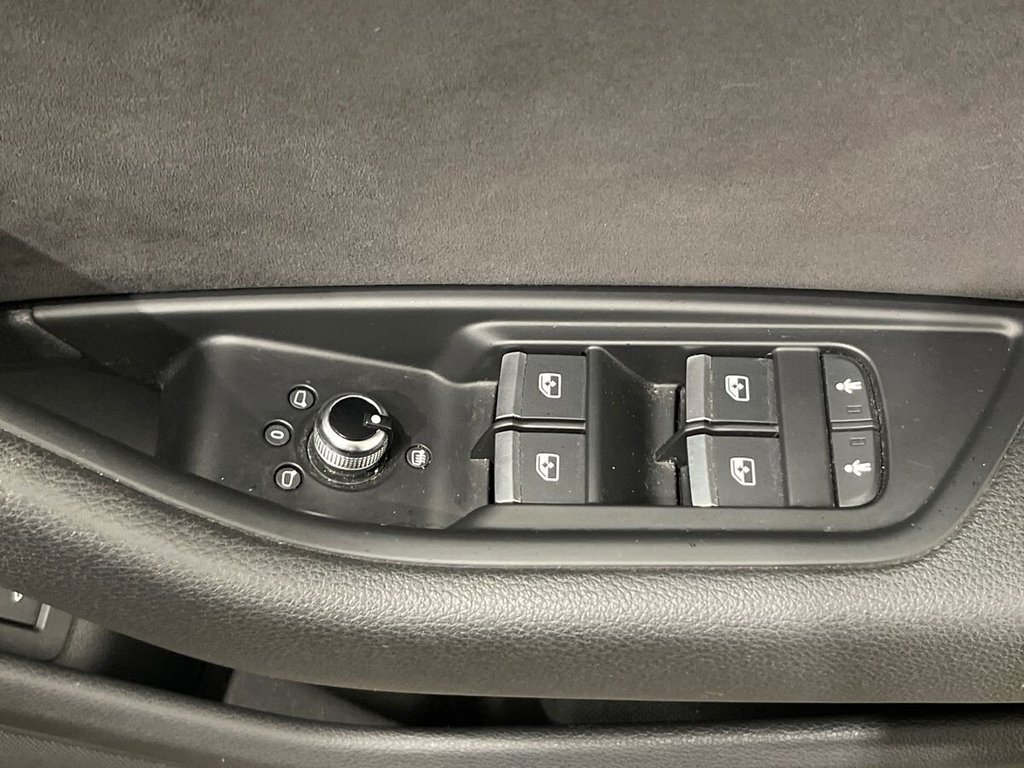 USED 2018 18 AUDI A5 2.0 TFSI S line Sportback 5dr Petrol S Tronic Euro 6 (s/s) (190 ps) FRONT AND REAR PARKING SENSORS