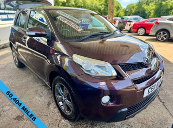 2011 TOYOTA URBAN CRUISER