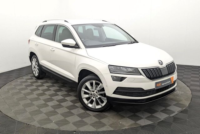 2018 68 SKODA KAROQ 1.6 TDI SE L SUV 5dr Diesel DSG Euro 6 (s/s) (115 ps) Car Play, Rear Camera, Sat Nav