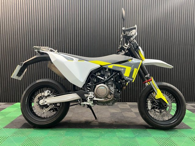View our HUSQVARNA 701 SUPERMOTO