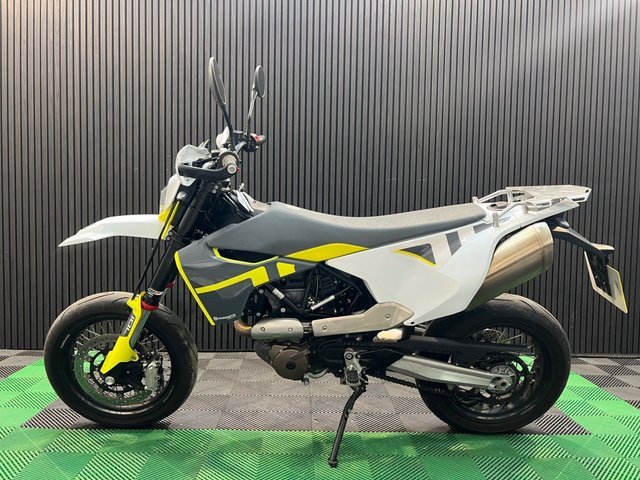 View our HUSQVARNA 701 SUPERMOTO