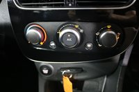 USED 2019 19 RENAULT CLIO 1.5 dCi Play Hatchback 5dr Diesel Manual Euro 6 (s/s) (90 ps) 2 OWNERS I 4 DOCUMENTED SERVICES