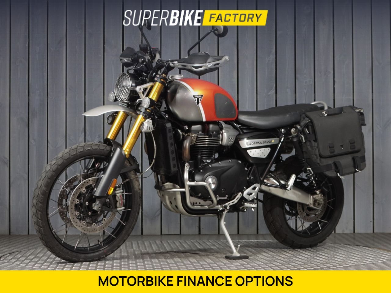 TRIUMPH Scrambler 1200