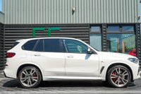 USED 2022 22 BMW X5 4.4 M50i V8 Auto xDrive Euro 6 (s/s) 5dr Sky Lounge/Comfort & Tech Pack
