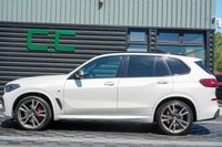 USED 2022 22 BMW X5 4.4 M50i V8 Auto xDrive Euro 6 (s/s) 5dr Sky Lounge/Comfort & Tech Pack