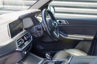 USED 2022 22 BMW X5 4.4 M50i V8 Auto xDrive Euro 6 (s/s) 5dr Sky Lounge/Comfort & Tech Pack